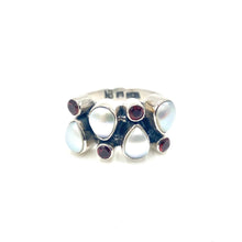 Load image into Gallery viewer, Nicky Butler SS Garnet &amp; Freshwater Pearl Band Ring